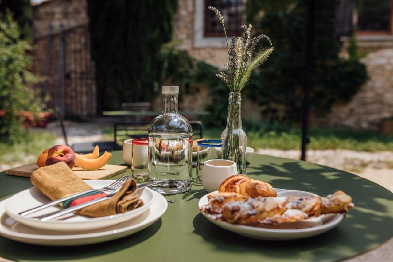 Le Pavadou B&B Méthamis 외부 사진